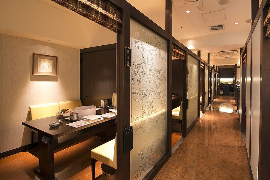 圓石本店の店内の様子
